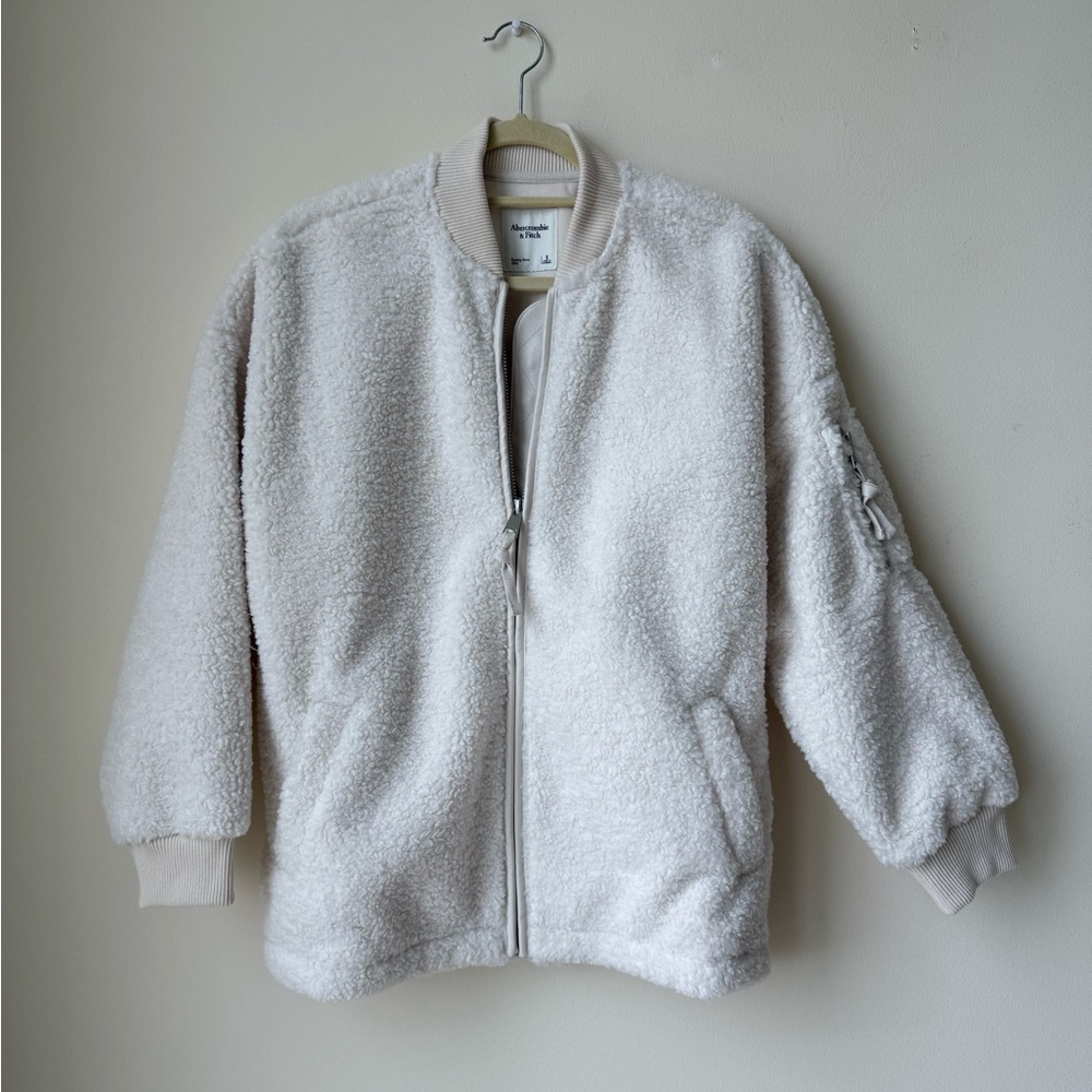 Abercrombie & Fitch Cream Sherpa Puffer Jacket